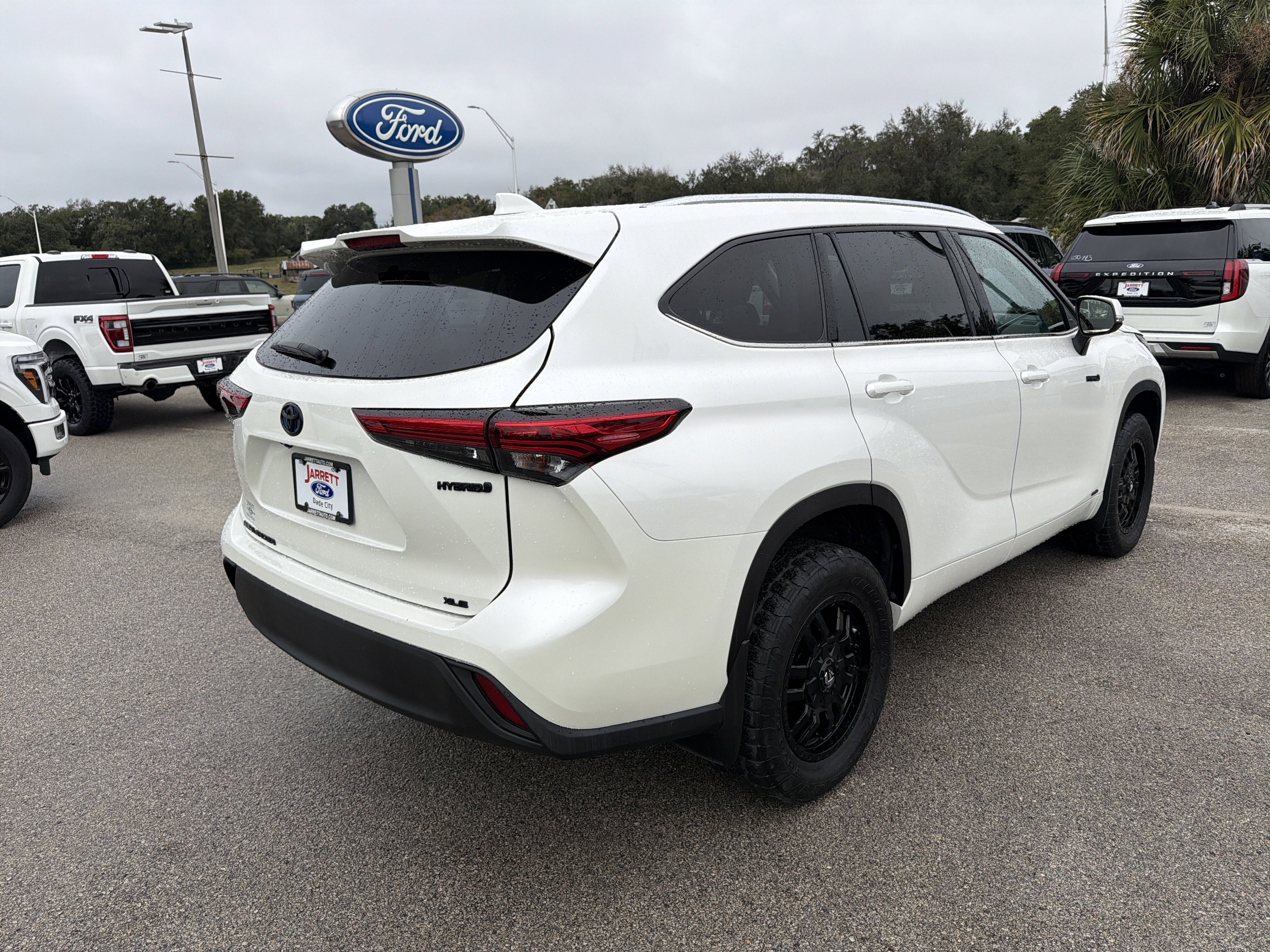 2021 Toyota Highlander Hybrid XLE