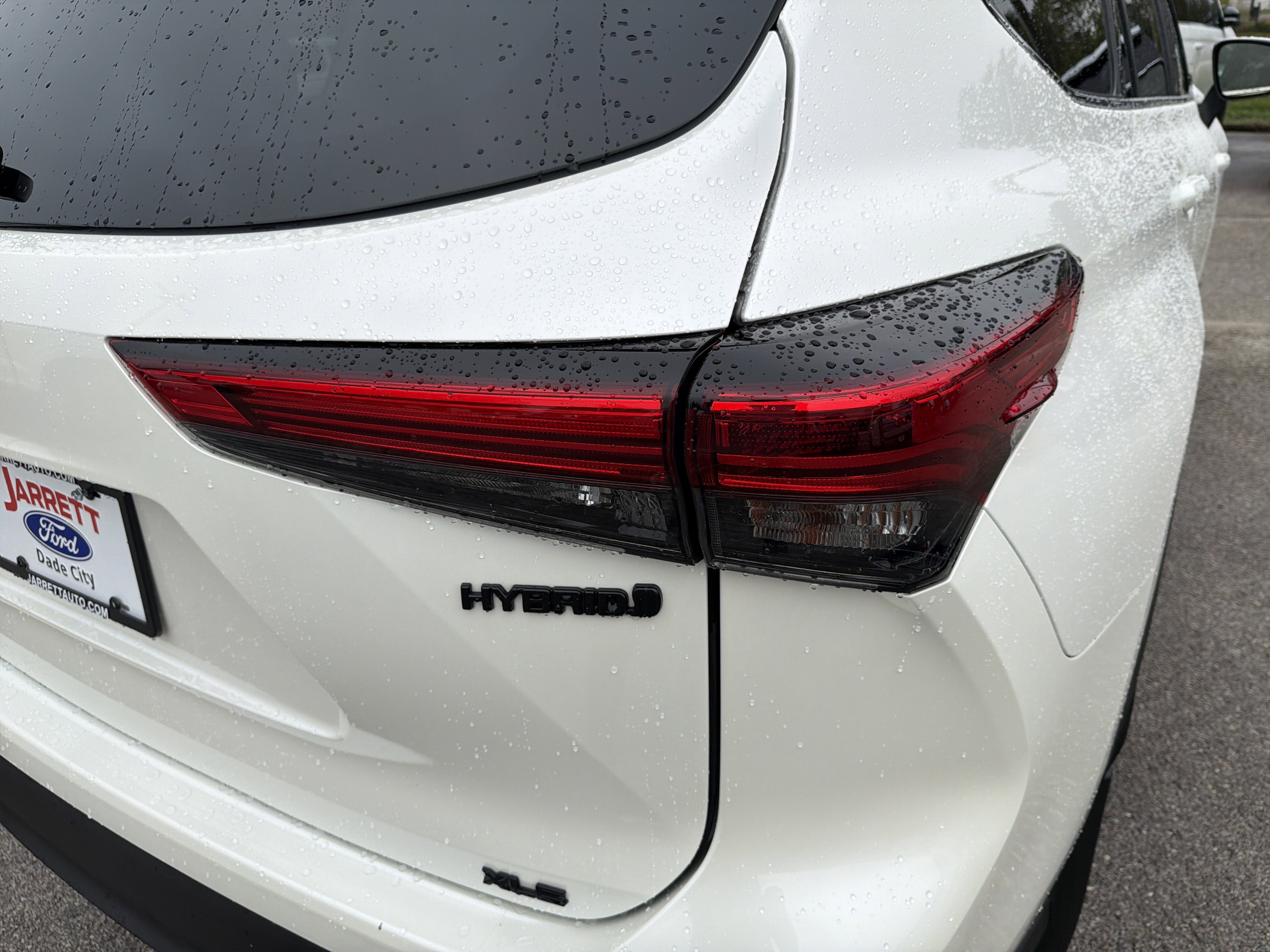 2021 Toyota Highlander Hybrid XLE