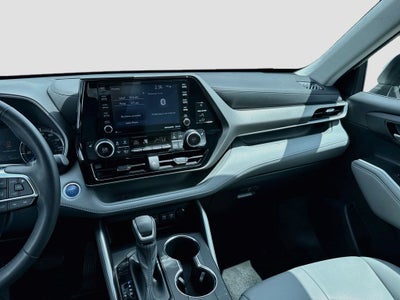 2021 Toyota Highlander Hybrid XLE