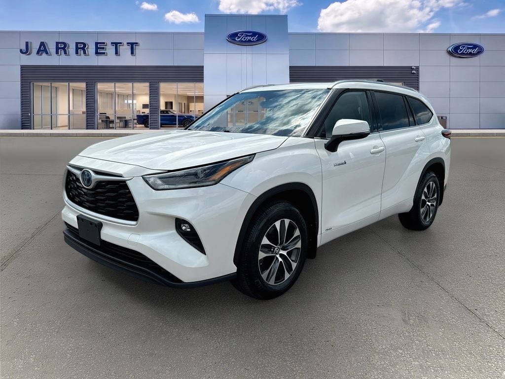 2021 Toyota Highlander Hybrid XLE
