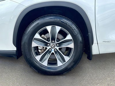 2021 Toyota Highlander Hybrid XLE