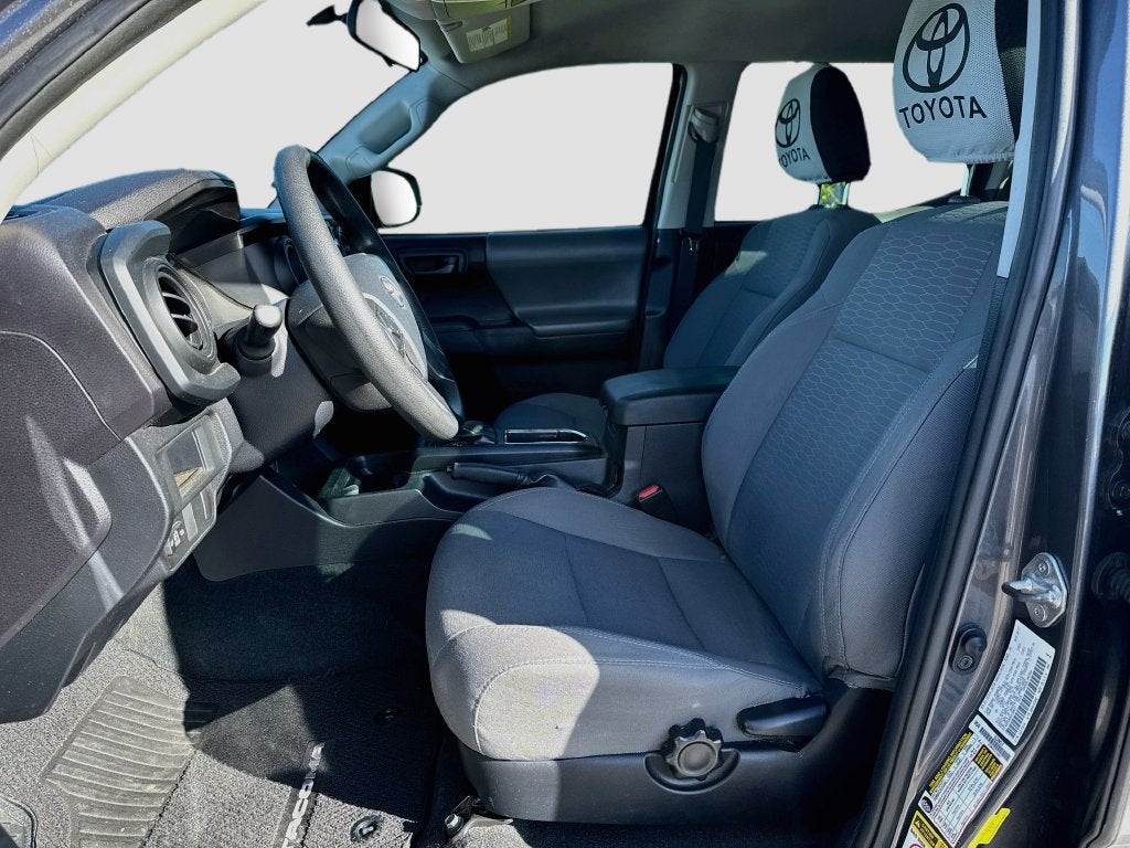 2017 Toyota Tacoma SR