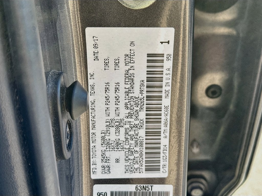 2017 Toyota Tacoma SR