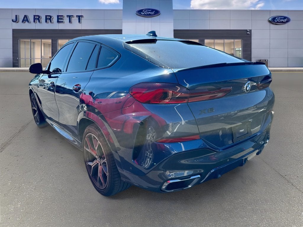 2022 BMW X6 xDrive40i