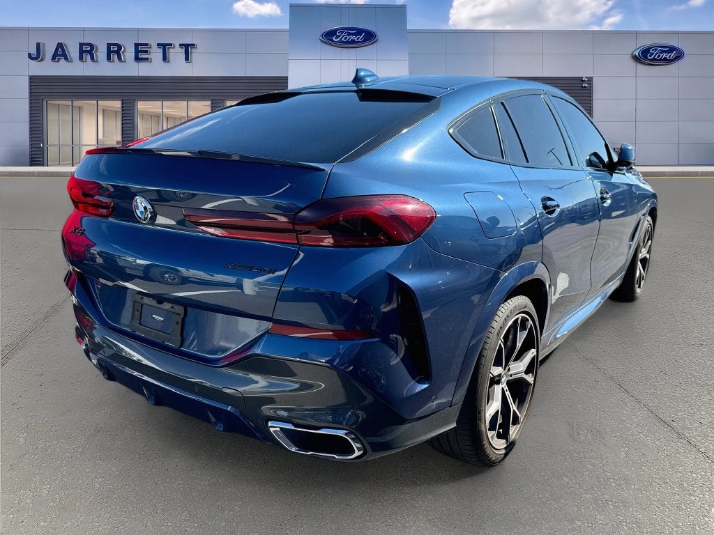 2022 BMW X6 xDrive40i