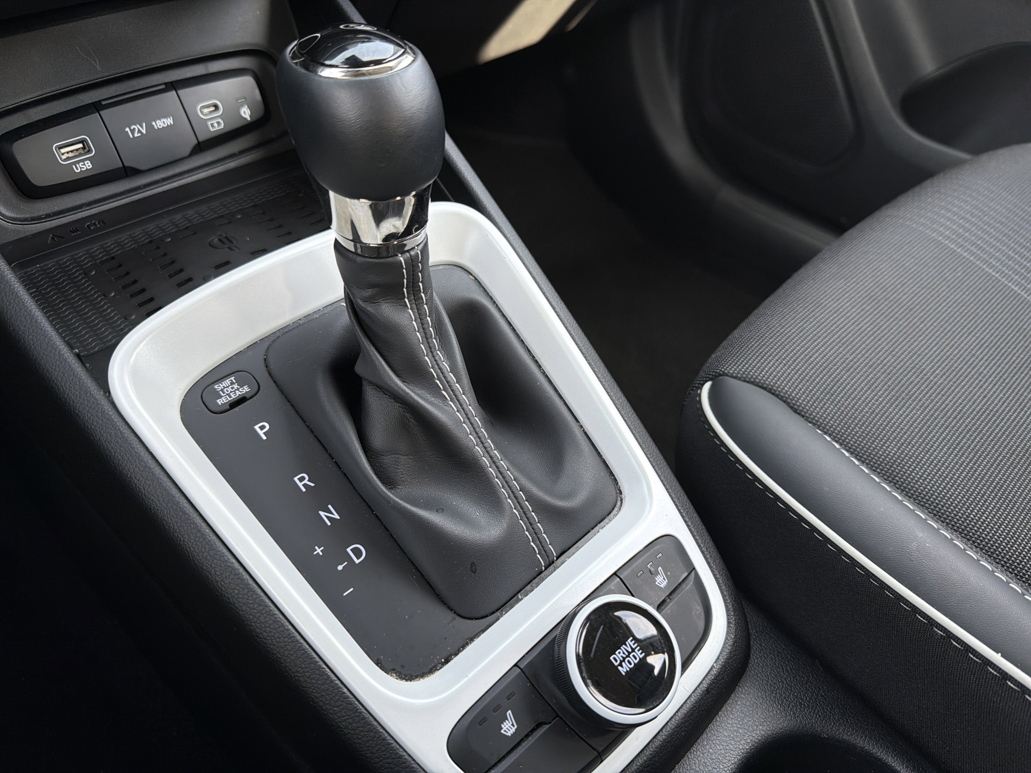 2024 Hyundai Venue Limited