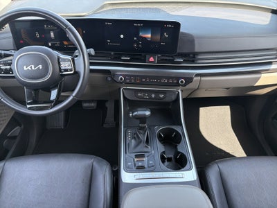 2025 Kia Carnival LXS