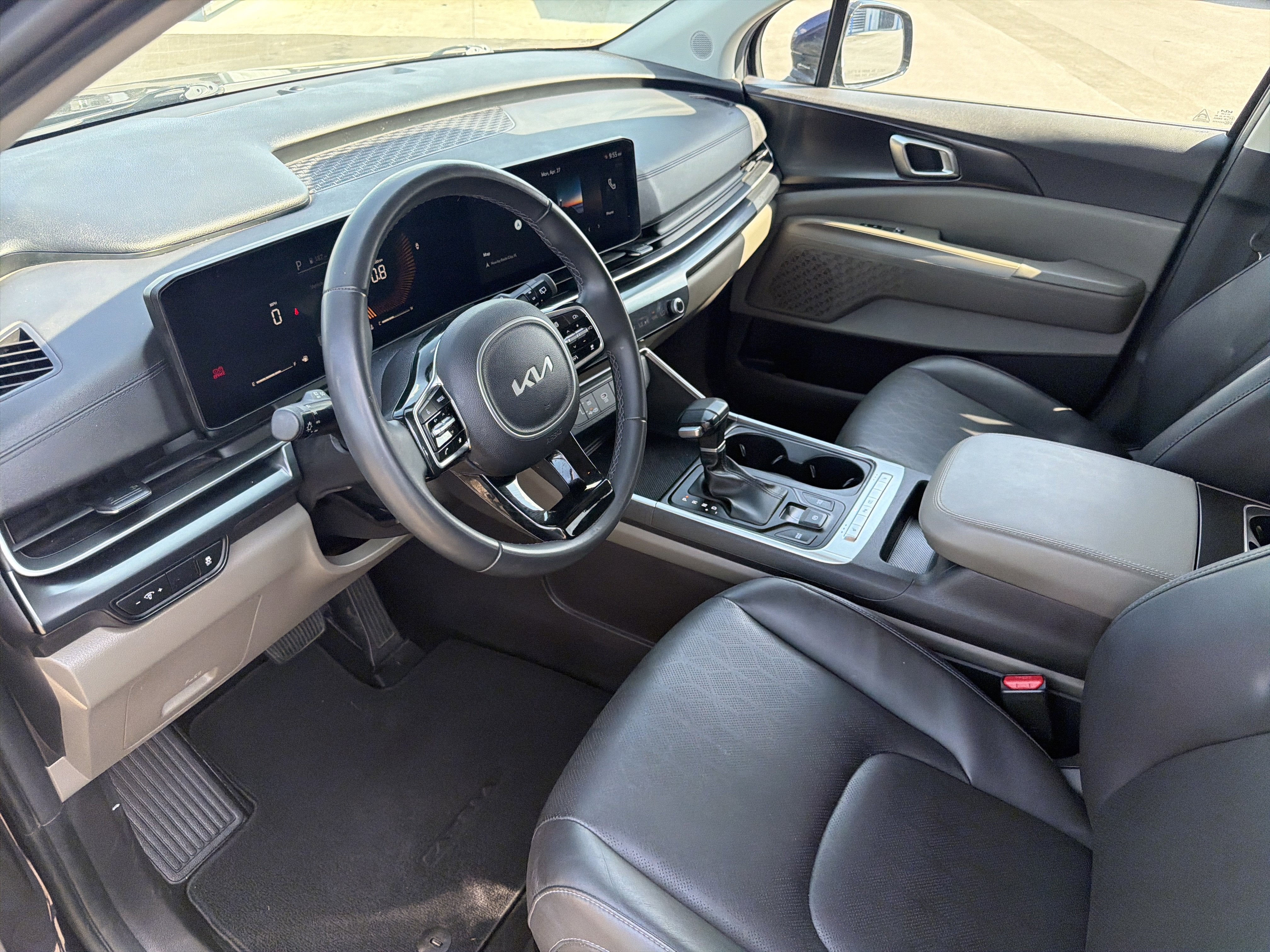 2025 Kia Carnival LXS
