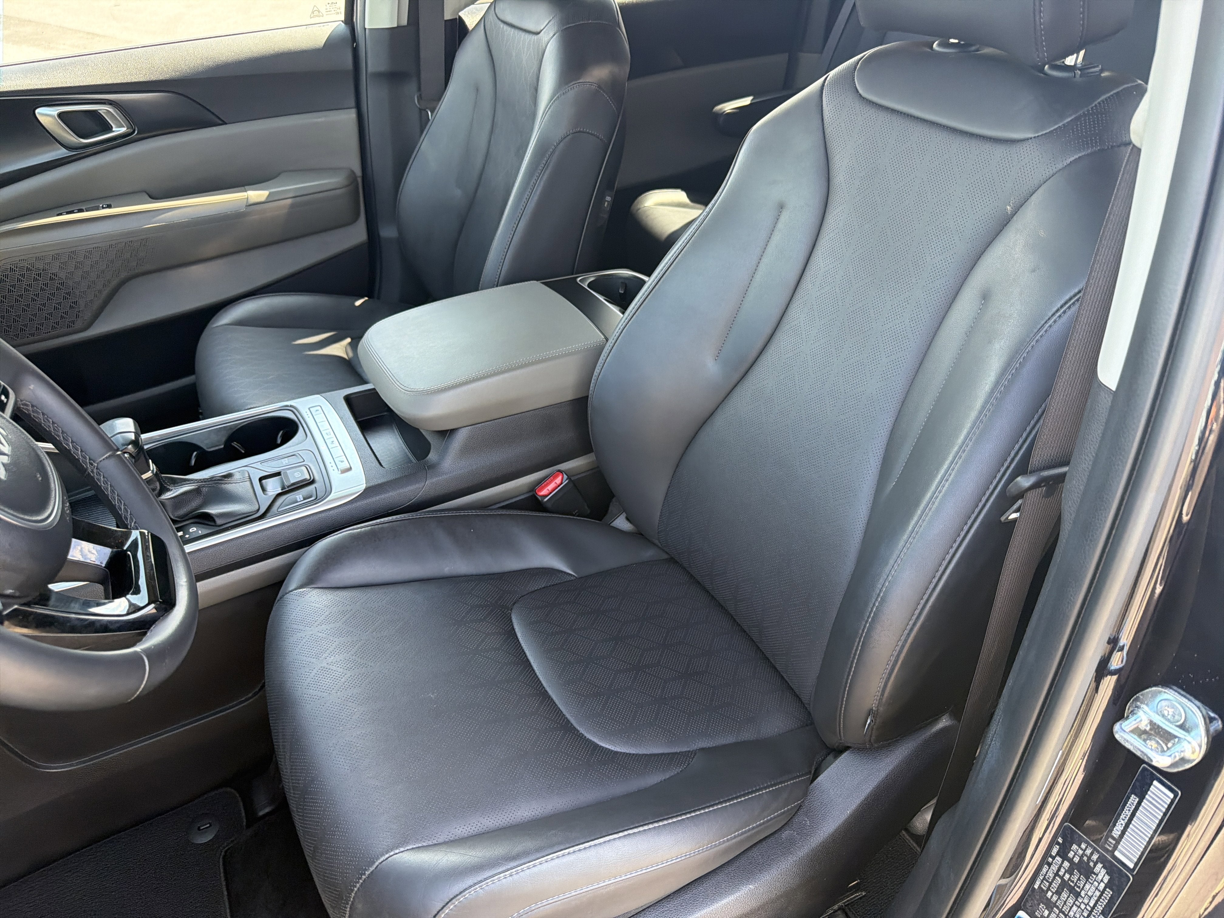 2025 Kia Carnival LXS