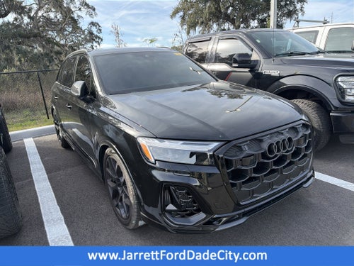 2025 Audi SQ7 Premium Plus quattro