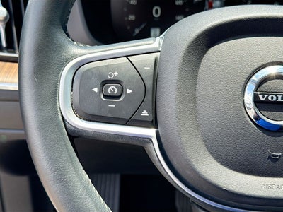 2021 Volvo XC60 T5 Momentum