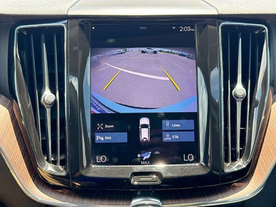 2021 Volvo XC60 T5 Momentum