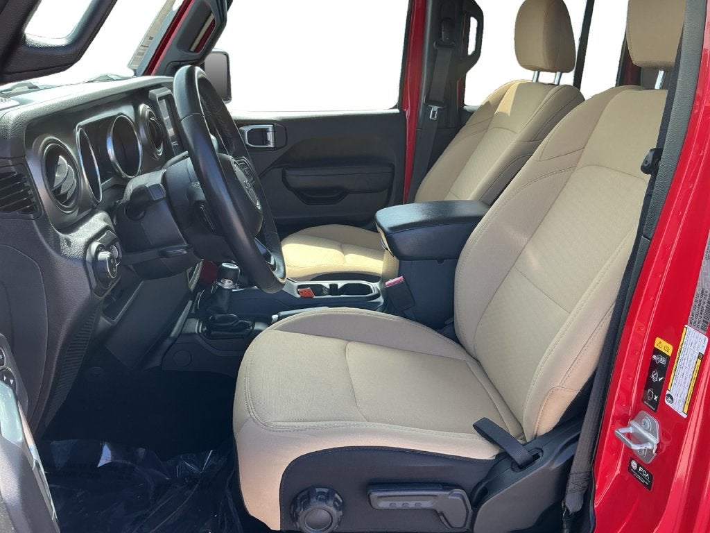 2022 Jeep Gladiator Sport