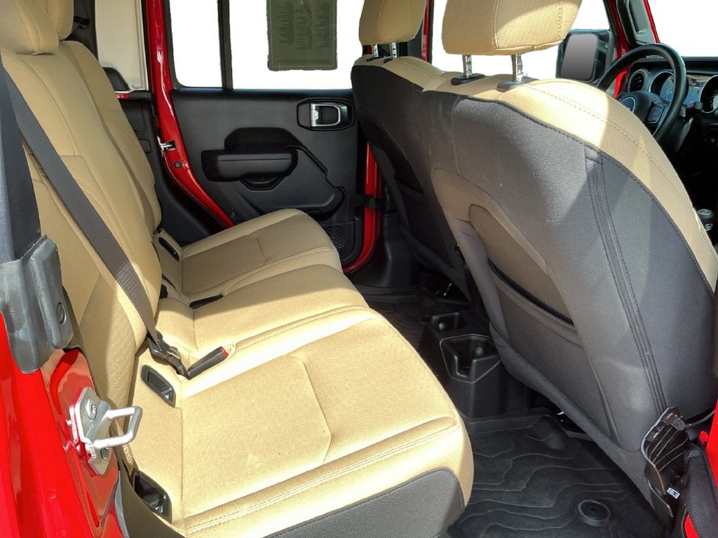 2022 Jeep Gladiator Sport