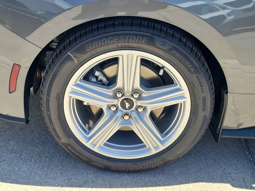 2026 Ford Mustang EcoBoost COUPE