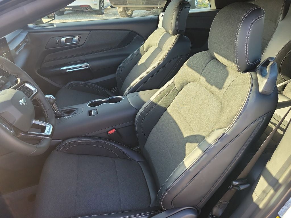 2025 Ford Mustang EcoBoost