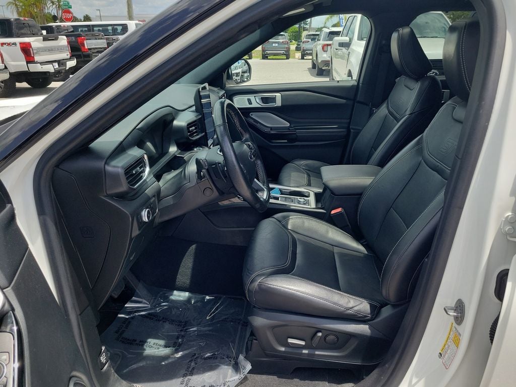 2022 Ford Explorer ST