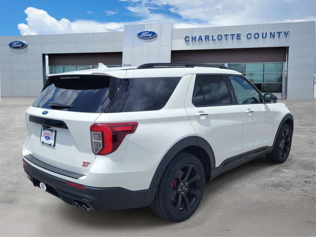 2022 Ford Explorer ST