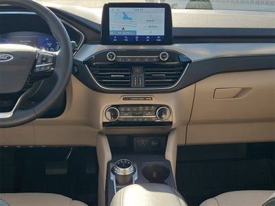 2022 Ford Escape Hybrid Titanium