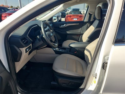 2022 Ford Escape Hybrid Titanium