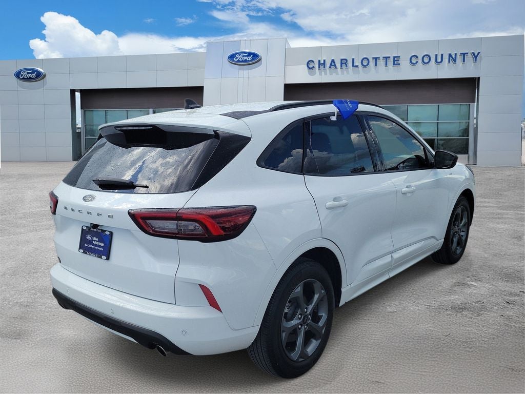2023 Ford Escape ST-Line
