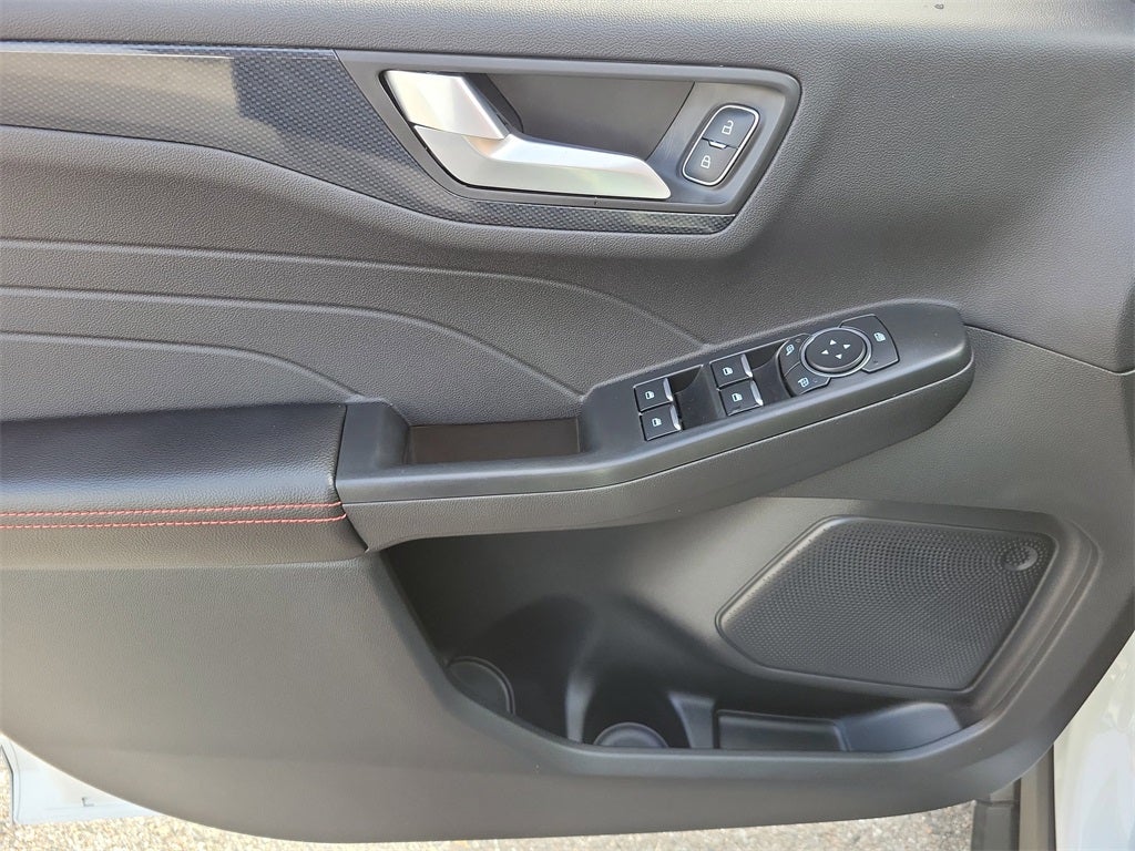 2024 Ford Escape Hybrid ST-Line