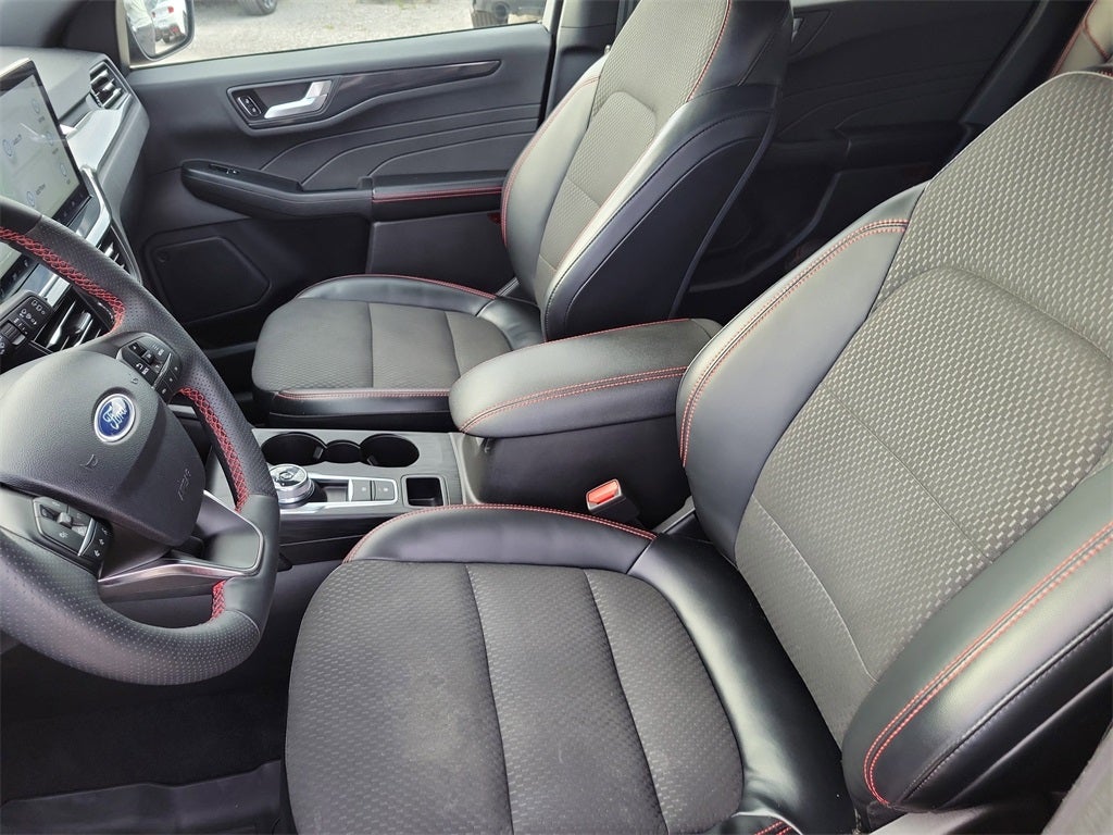 2023 Ford Escape ST-Line Elite