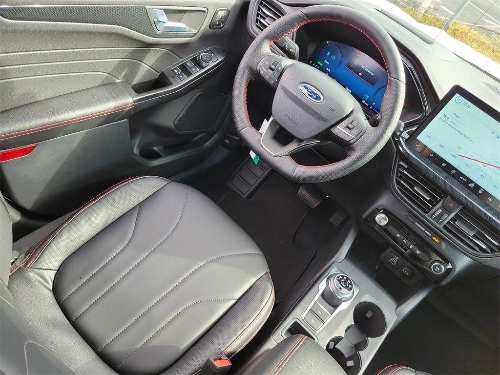 2026 Ford Escape Hybrid ST-Line Elite