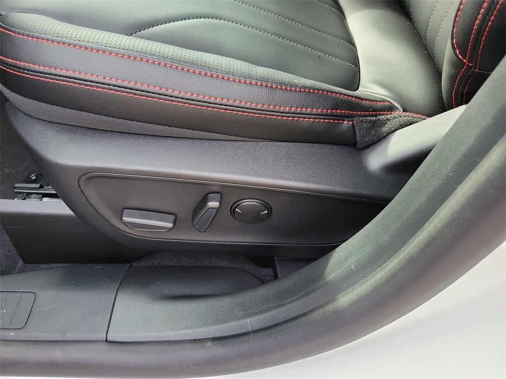 2026 Ford Escape Hybrid ST-Line Elite