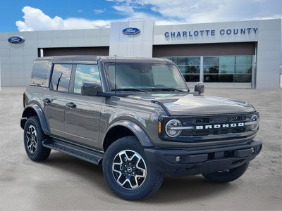 2026 Ford Bronco Outer Banks