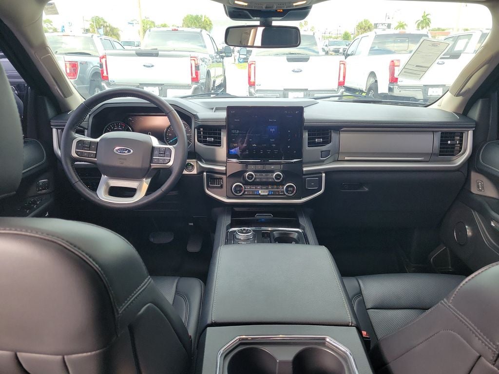 2024 Ford Expedition XLT