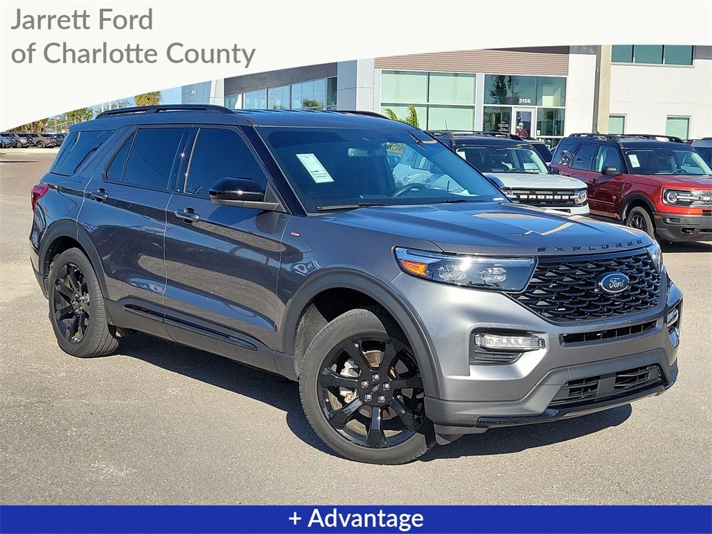 2024 Ford Explorer ST-Line