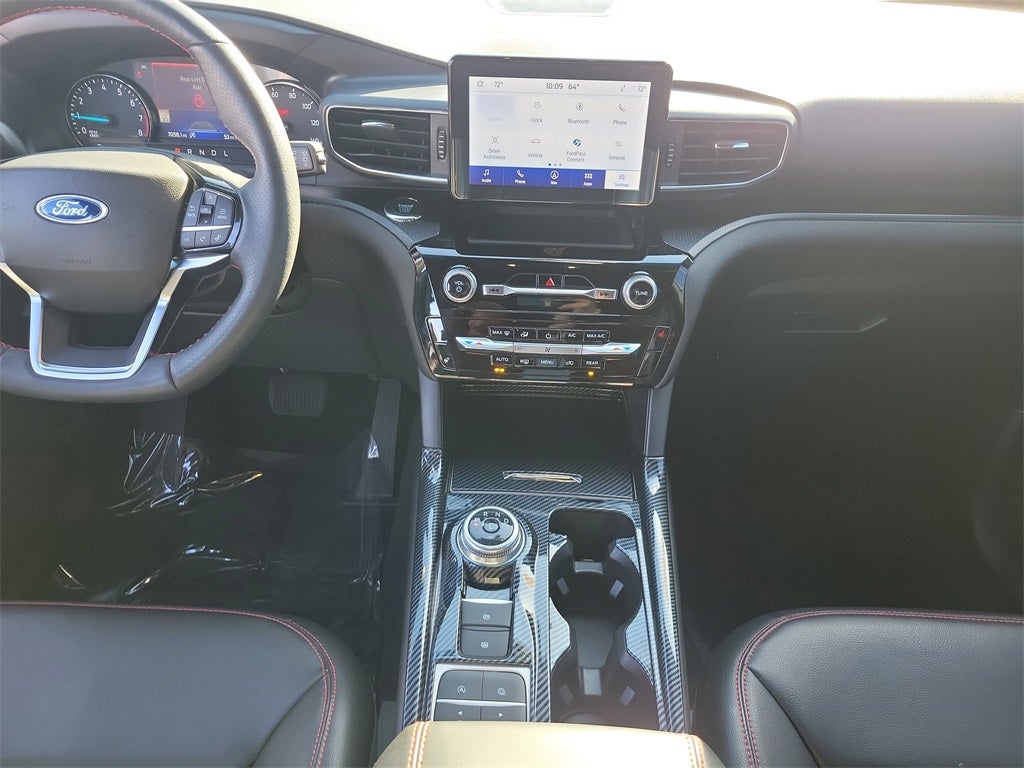2024 Ford Explorer ST-Line
