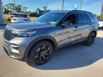 2024 Ford Explorer ST-Line