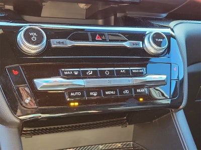 2024 Ford Explorer ST-Line