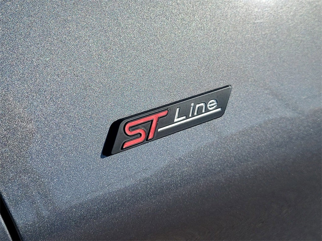 2024 Ford Explorer ST-Line