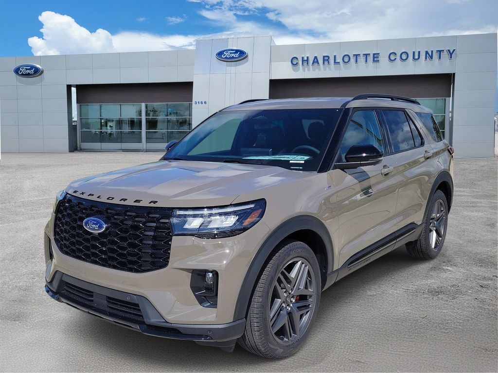 2026 Ford Explorer ST-Line