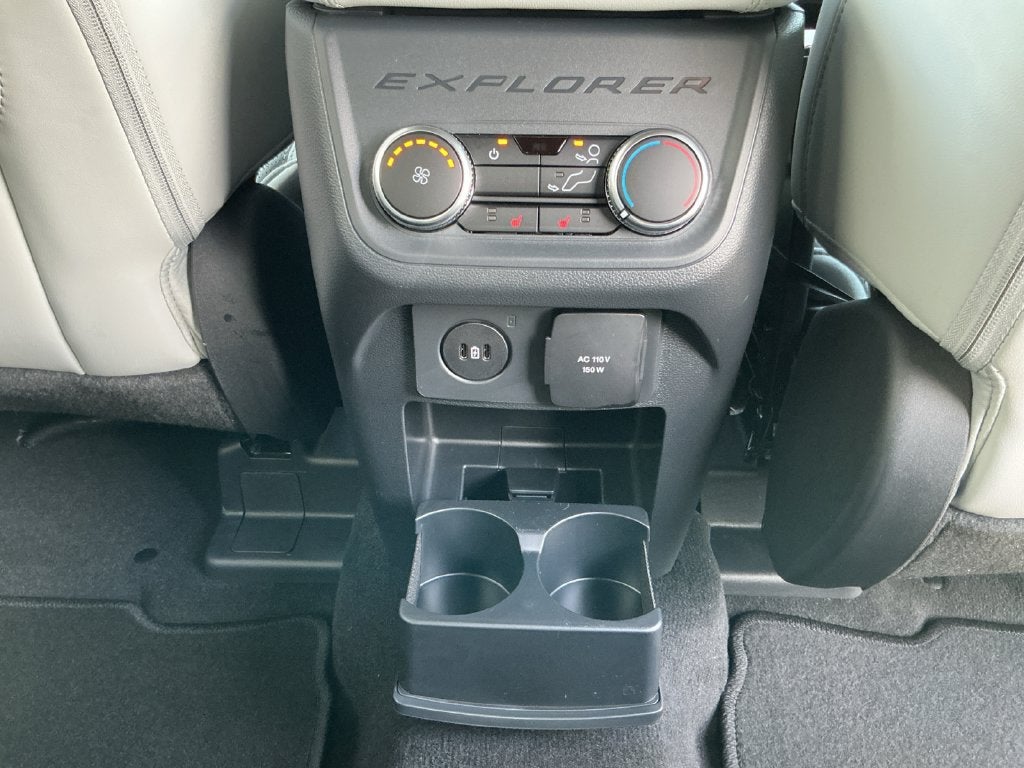 2027 Ford Explorer Platinum