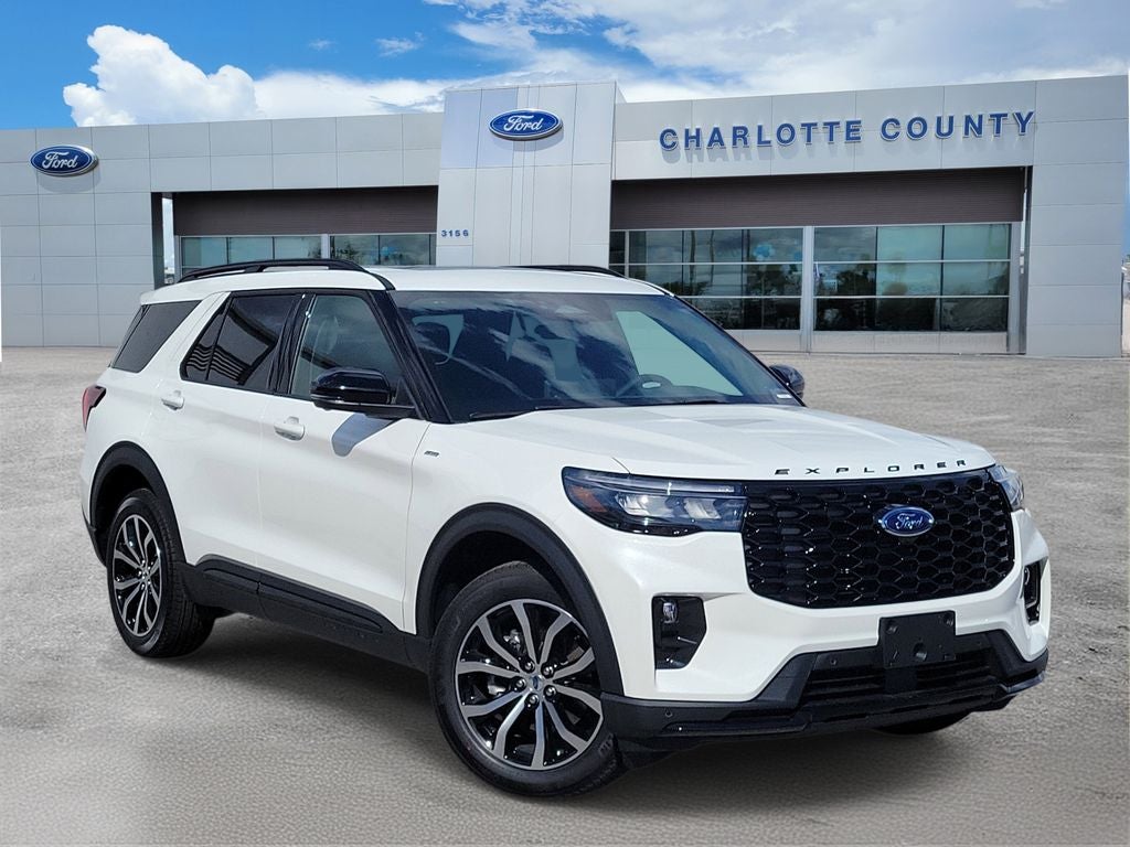 2026 Ford Explorer ST-Line