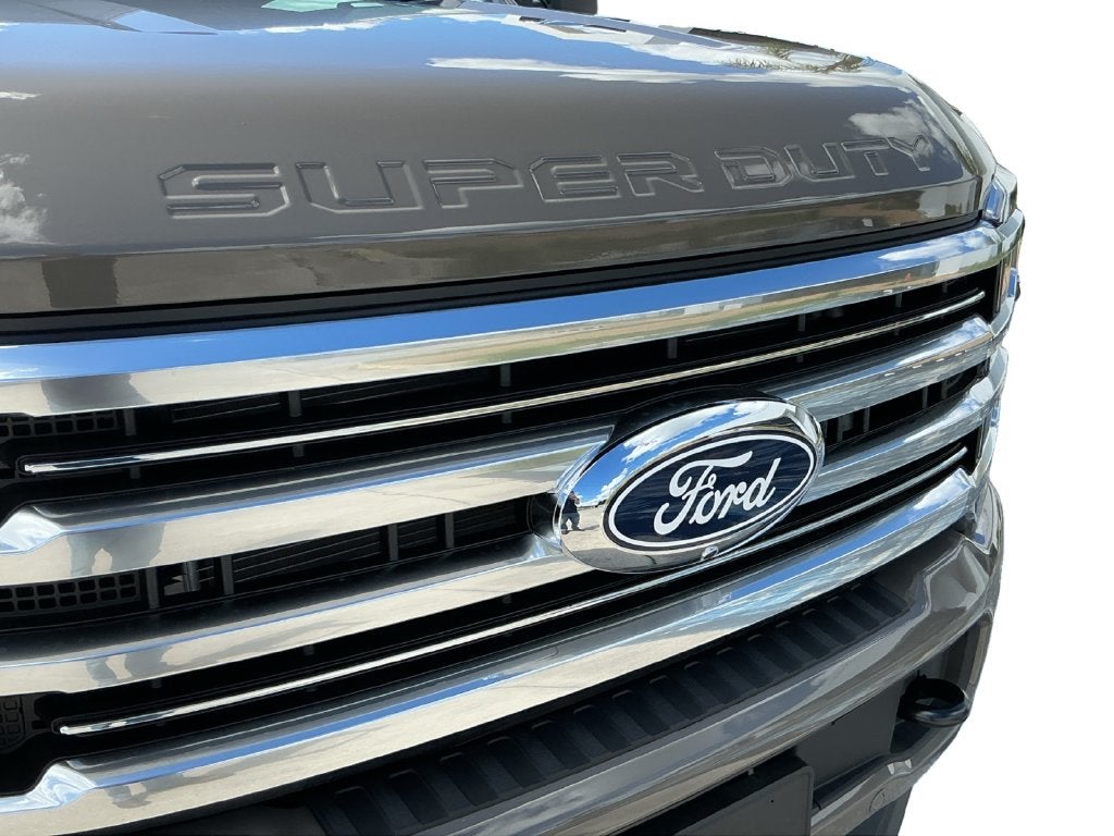 2027 Ford F-250SD F-250® Platinum®