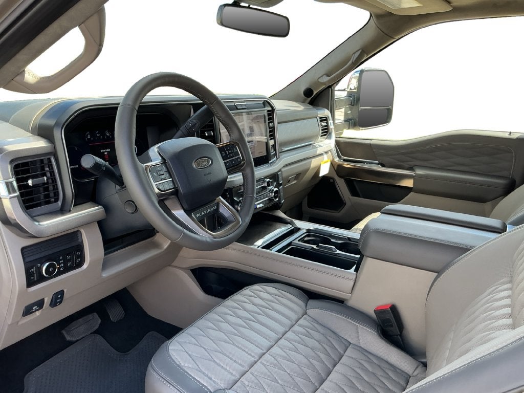 2027 Ford F-250SD F-250® Platinum®