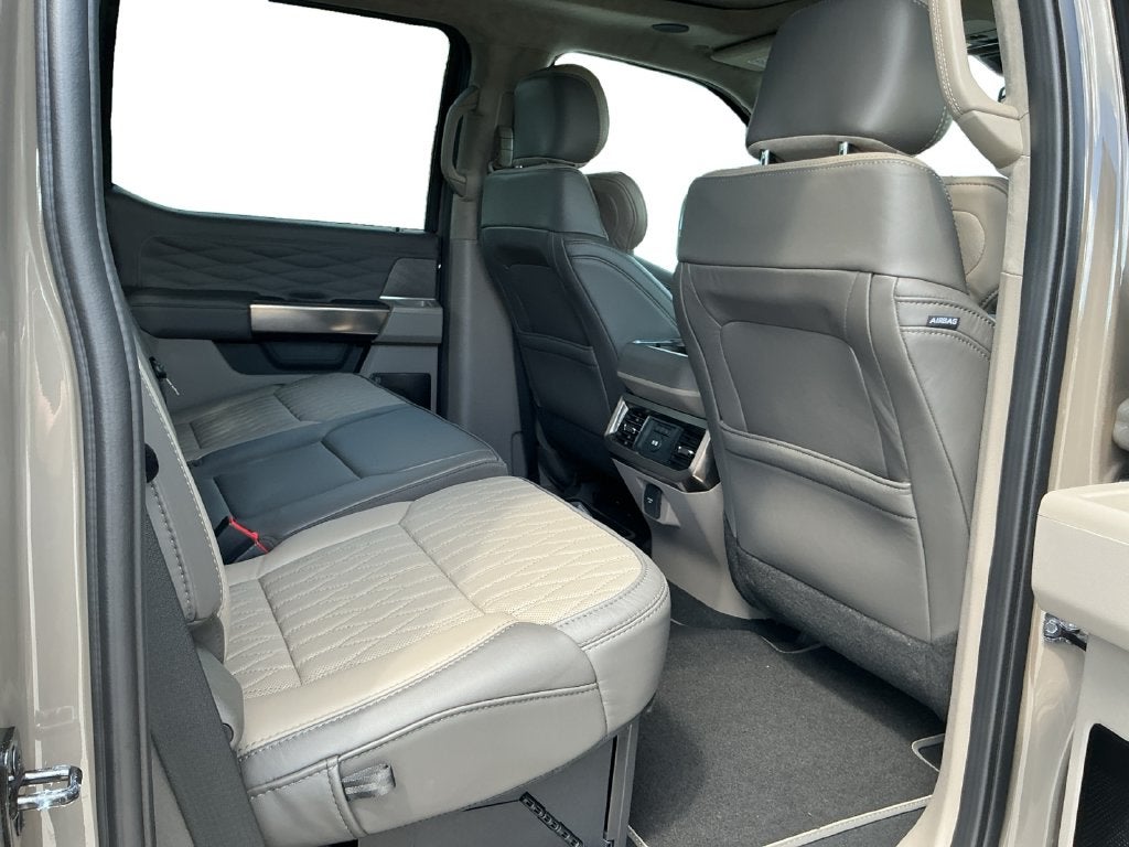 2027 Ford F-250SD F-250® Platinum®