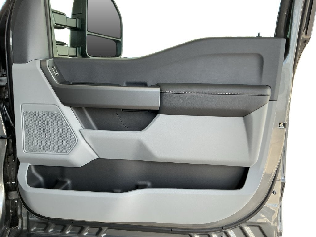 2027 Ford F-250SD XL