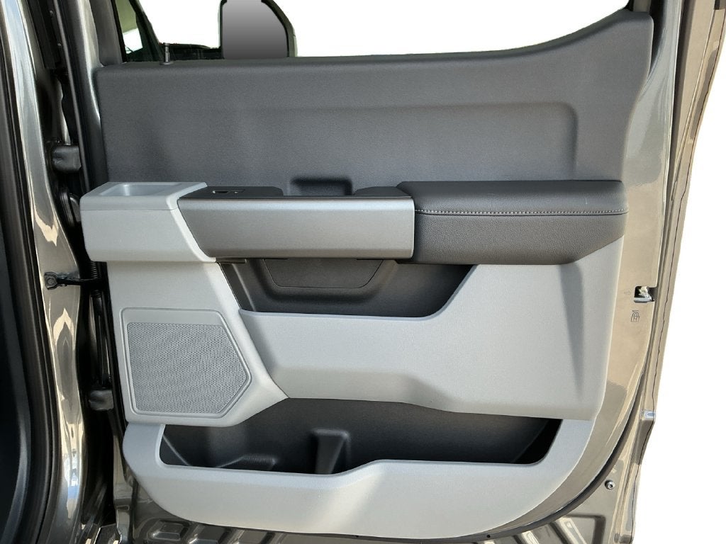 2027 Ford F-250SD XL