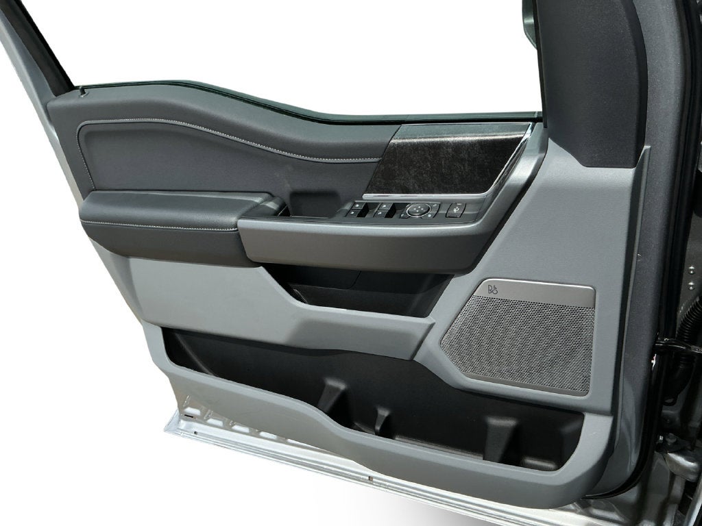 2027 Ford F-250SD XLT