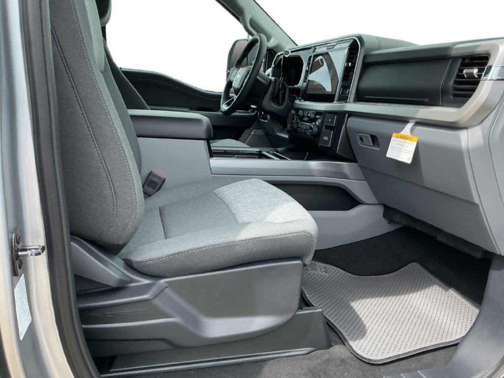2027 Ford F-250SD XLT