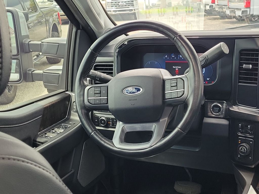 2023 Ford F-350SD Lariat