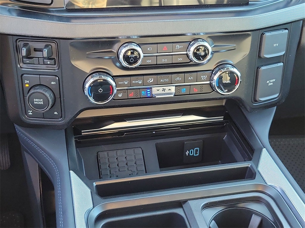 2026 Ford F-350SD F-350® Platinum®