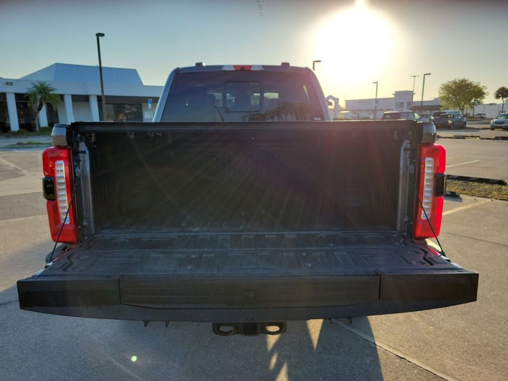 2025 Ford F-350SD Lariat