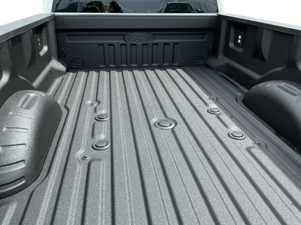 2027 Ford F-350SD King Ranch DRW